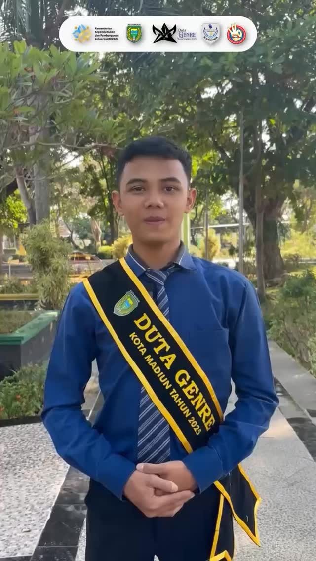 Instagram post from man1kotamadiun. This post is in position 6.